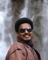 അനീഷ് ഗോപാലന് അനീഷ് ഗോപാലന്