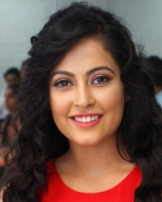 ದಿಶಾ ಪಾಂಡೆ ದಿಶಾ ಪಾಂಡೆ
