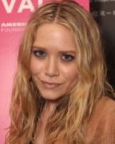 Mary-Kate Olsen: Age, Photos, Family, Biography, Movies, Wiki & Latest