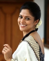 നദിയ മൊയ്തു നദിയ മൊയ്തു