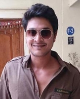 నికిల్ చక్రవర్తి నికిల్ చక్రవర్తి