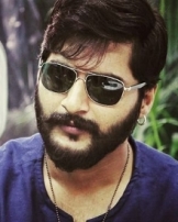 ನಿರಂಜನ್ ದೇಶಪಾಂಡೆ ನಿರಂಜನ್ ದೇಶಪಾಂಡೆ