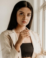 நிவேதிதா சதிஷ் நிவேதிதா சதிஷ்