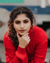 നൂറിന് ഷെരീഫ് നൂറിന് ഷെരീഫ്