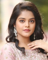 Riddhi Kumar Riddhi Kumar