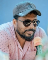 ഷാന് തുളസീധരന് ഷാന് തുളസീധരന്