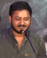 விக்கி ஆனந்த் விக்கி ஆனந்த்