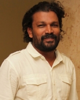 வினோத் (மெட்ராஸ் பிரேம்) வினோத் (மெட்ராஸ் பிரேம்)