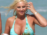 Linda Hogan Linda Hogan