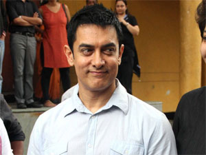 Aamir Khan postpones Dhoom 3 because of his hair! - Filmibeat