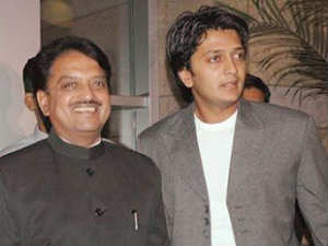 Riteish with his father Vilasrao Deshmukh Riteish with his father Vilasrao Deshmukh