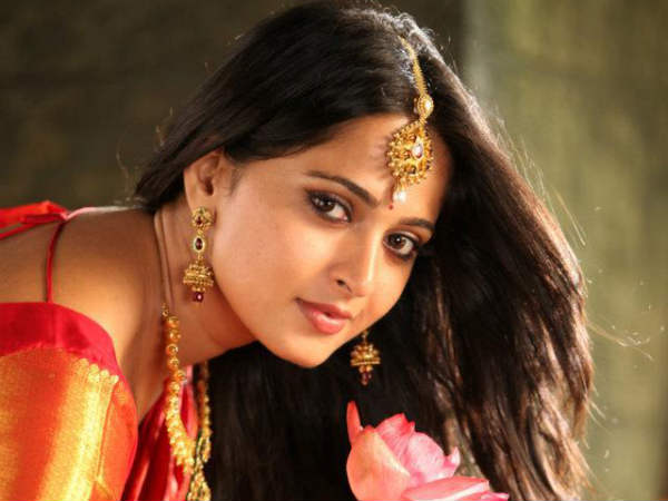 Anushka Shetty | Krish Broke Up | Affair - Filmibeat