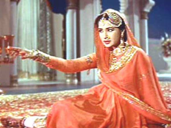 Meena Kumari In Pakeezah