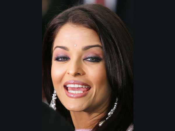 Aishwarya's Candid Moments
