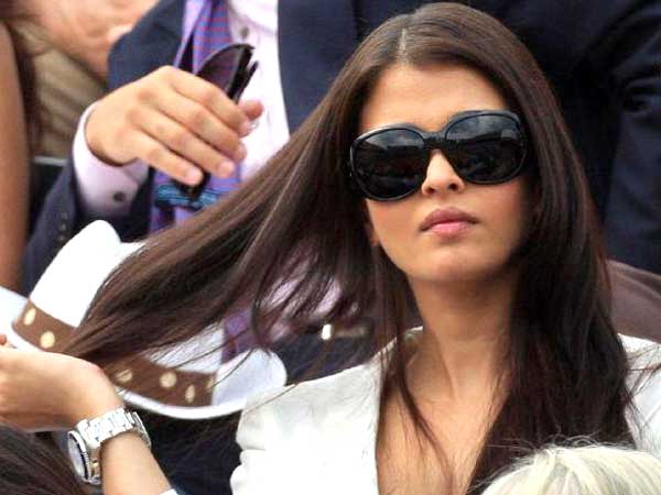 Aishwarya's Candid Moments