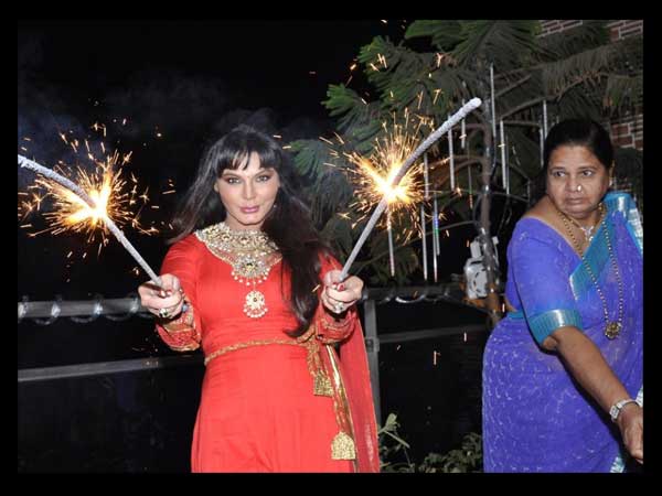 Rakhi Sawant | Salman Khan | Item Bomb | Pictures - Filmibeat