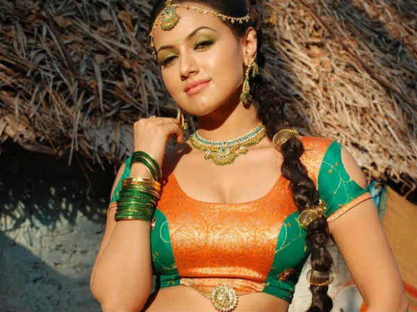 Sana Khan