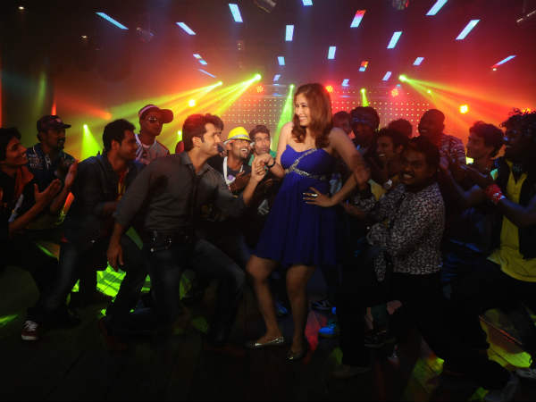 Hot Jwala Gutta In Item Song