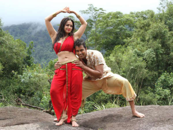 Sana Khan Casting Couch Nadigaiyin Diary Filmibeat