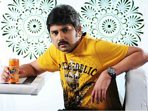 Kamal's Romance With Sonali In Abhi