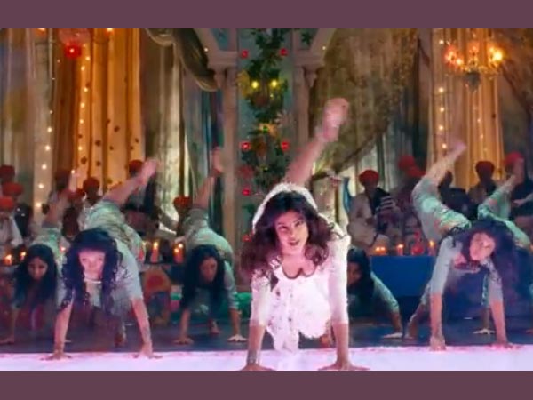 Priyanka Chopra Item Song Ram Leela Ram Chahe Leela Filmibeat