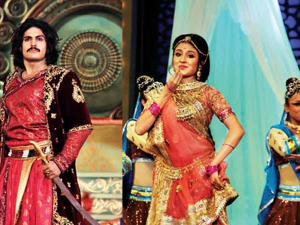Jodha Akbar Romance At Peak
