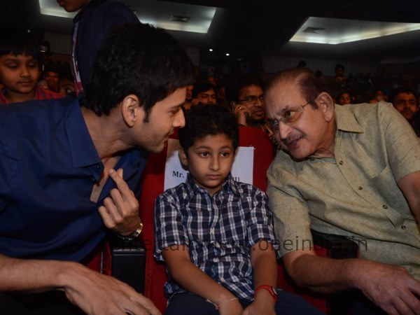 Surendranath Vamsi @gsvamsi