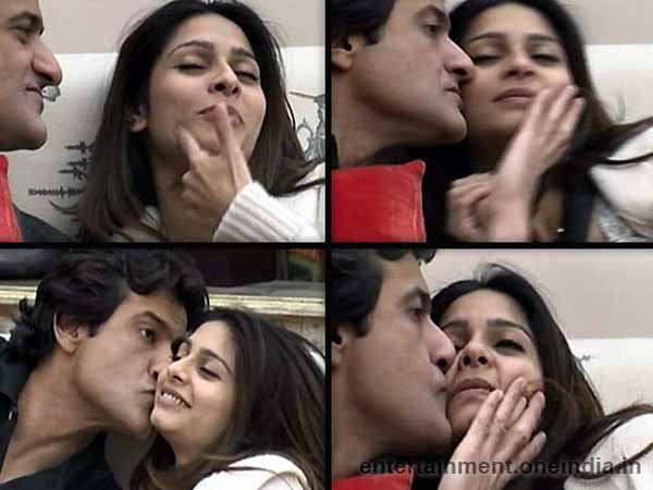 Armaan Kissing Tanisha
