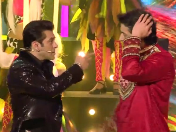 Salman Khan With Armaan Kholi During Grand Finale Shooting