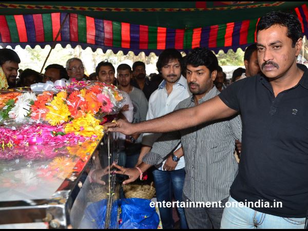 Sunil's Homage To Uday Kiran