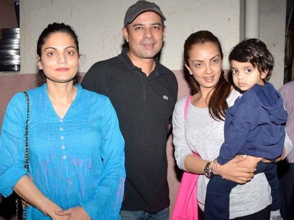 Jai Ho Special Screening: Alvira, Atul, Seema Pose For The Camera