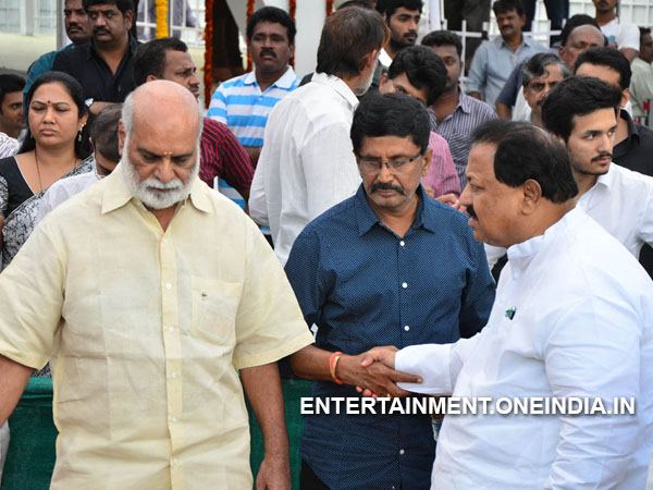 K Raghavendra Rao Pays Last Respect To ANR