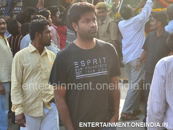 Vennele Kishore Pays Last Respect To ANR