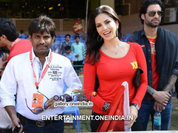 Sunny Leone At CCL 4 Match