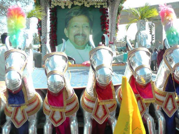 Procession Of Vishnu's Photo In A Chariot 