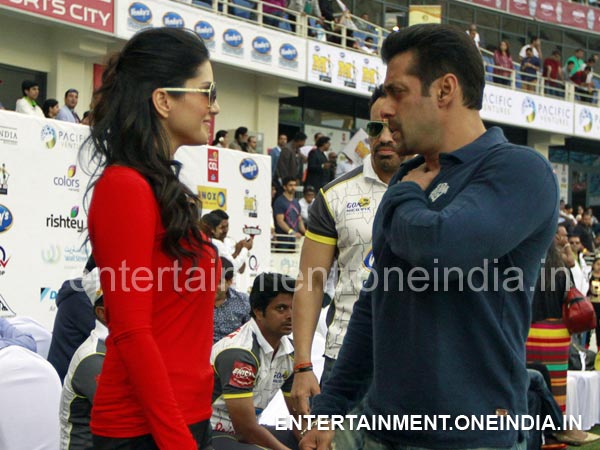 Sunny Leone With Salman Khan