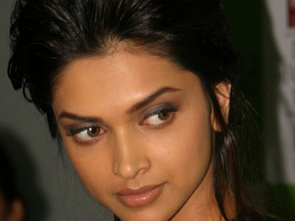 Zee Cine Awards 2014 | Best Actress Award | Deepika Padukone - Filmibeat