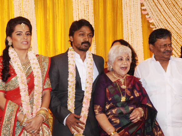 Sowkar Janaki At Vishnuvardhan's Brother Krishna's Wedding Reception