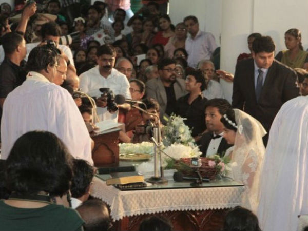 Meera Jasmine-Anil Marriage Being Solemnized