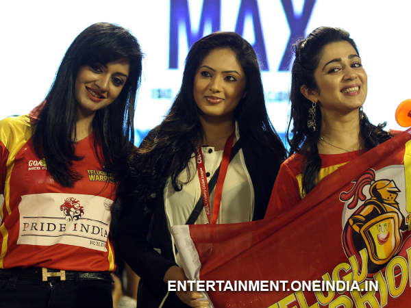 Glamourous Babes At Telugu Warriors Match