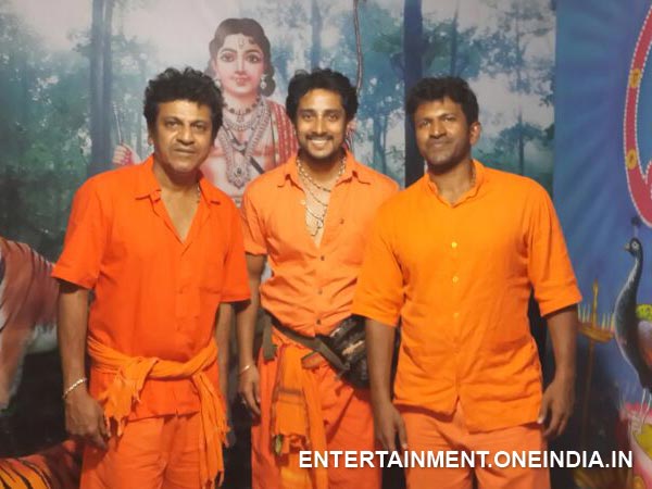 Shivaraj Kumar, Puneet Rajkumar And Prem Wearing Maale