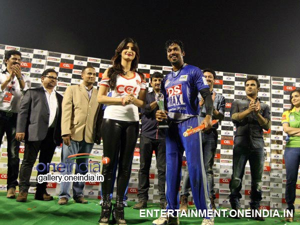 Rajeev With Shruti Hassan