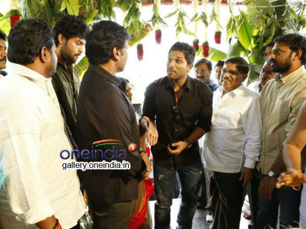 Allu Arjun With Chiranjeevi