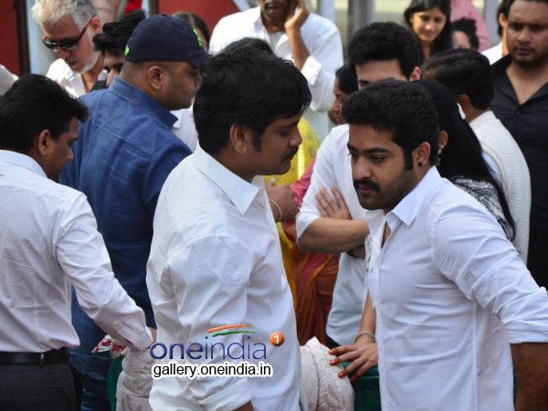 Vamsi's Relationship With NTR And Nag