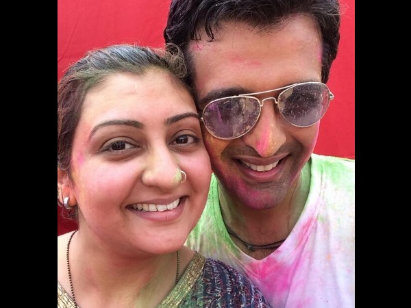 Juhi Parmar And Sachin Shroff At Holi Party!