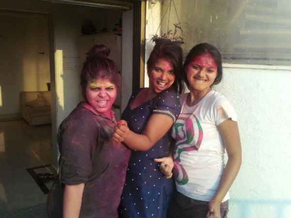 Hottie Neetu Chandra's Holi Celebration