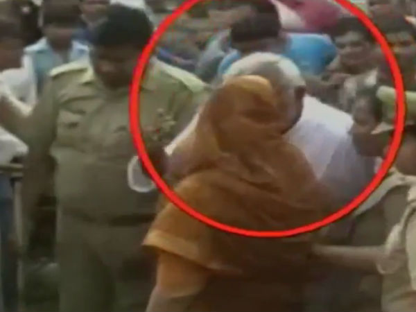 Nagma Fans Shocked - Photo 6