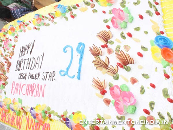 A Huge Cake Fro Ram Charan's 29th Birthday