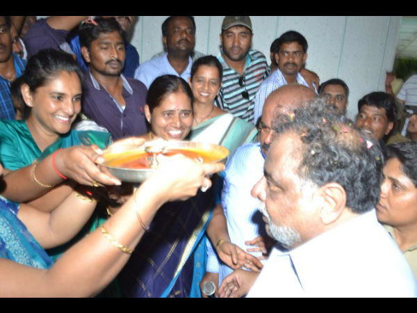Ramya Welcomes Ambareesh