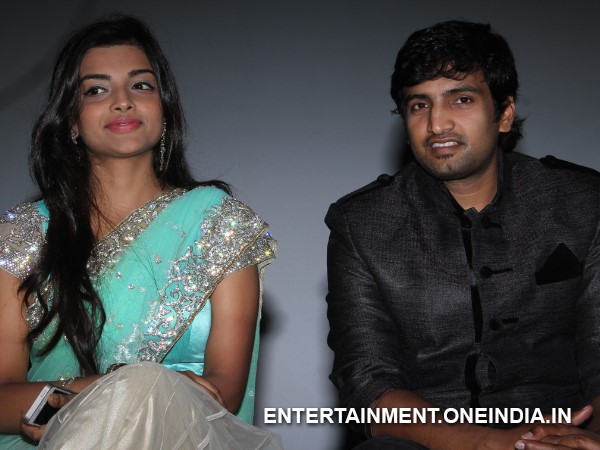 Santhanam With Ashna Zaveri At Vallavanukku Pullum Aayudham Audio Launch